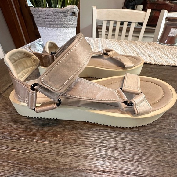 Zara Platform Platform Sandals Strappy Satin Effect Beige Shoes Size EU 37/ US 7 - Picture 5 of 14